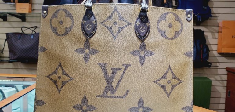 Louis Vuitton Onthego MM Tan in Woven Raffia with Gold-tone - US