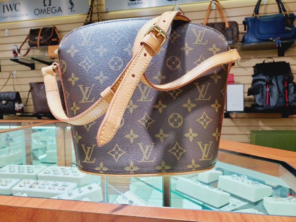 Louis Vuitton Authenticated Handbag